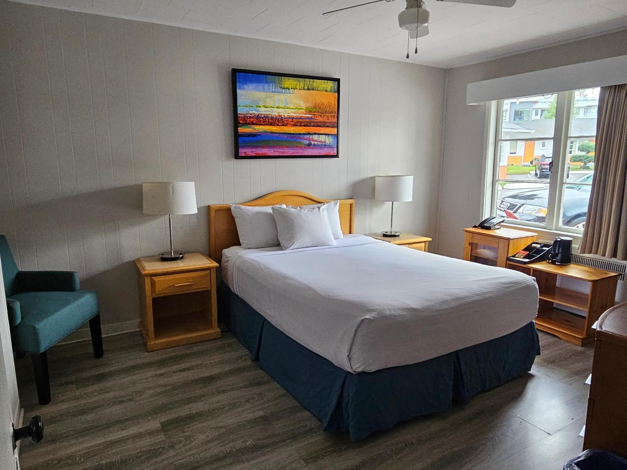 2400 Motel แวนคูเวอร์ ภายนอก รูปภาพ