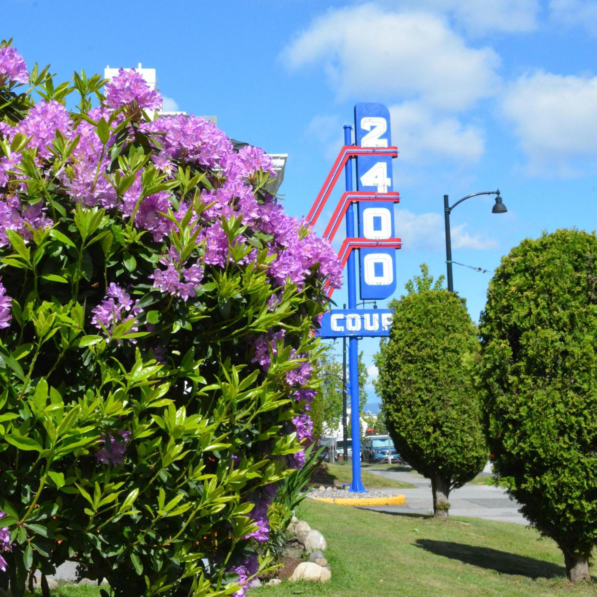 2400 Motel แวนคูเวอร์ ภายนอก รูปภาพ